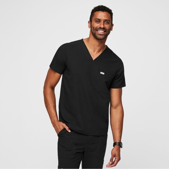 Figs Technical Collection 3 Pocket Black Scrub Top TM3000 - Picture 1 of 5